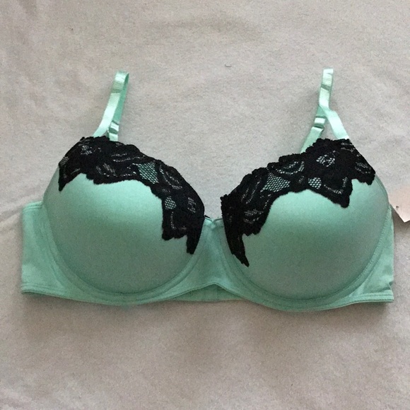 Candie's Other - 38D Candie's push-up bra